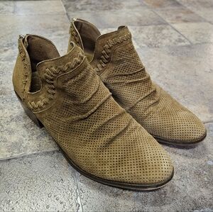 Vince Camuto Palmina Suede Boots Size 10